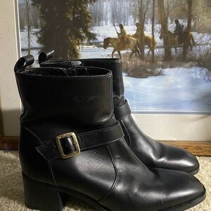 Made in Moldavia Elegant Black Leather Ankle Boots size EU 38 US 7.5